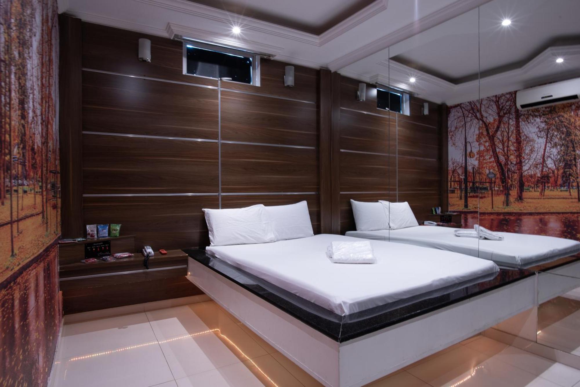 Classic Double Room
